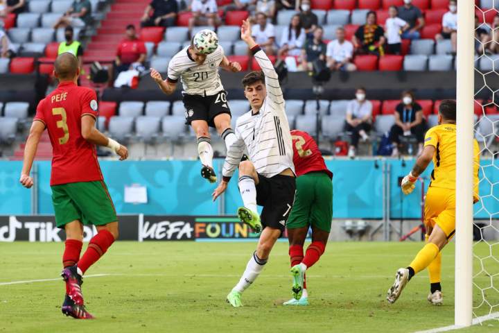 Portugal Vs Jerman: Cristiano Ronaldo CS Diredam Jerman 4-2